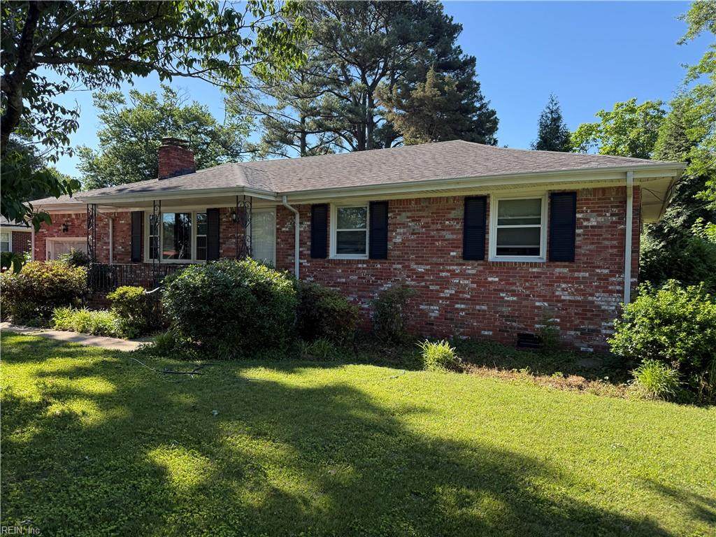 1032 Valmire Dr - Photo 1