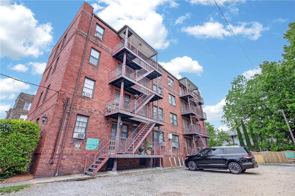 1006 Brandon Ave - Photo 1
