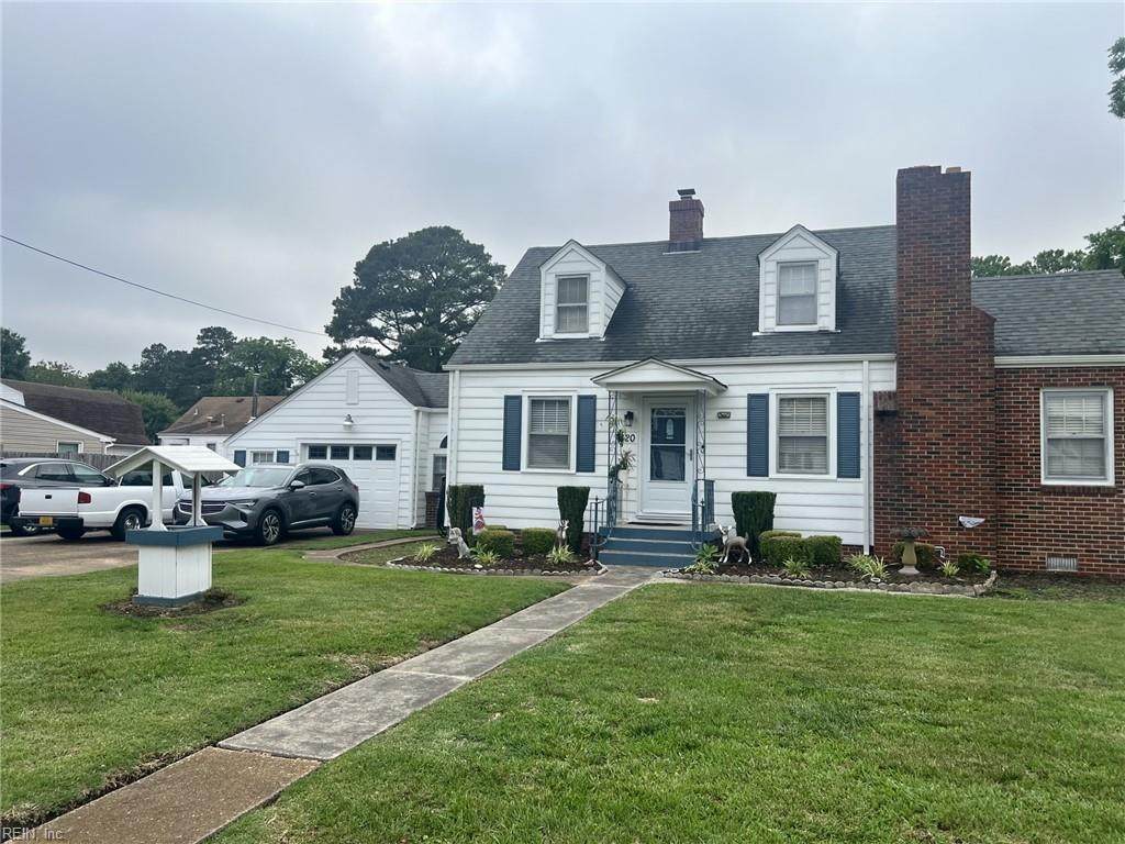 820 Gay Ave - Photo 1