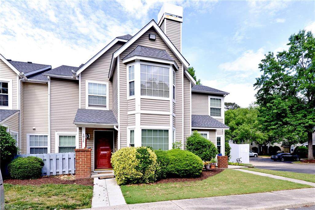 101 Windsor Ln - Photo 1