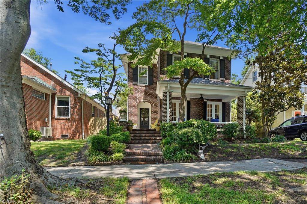 1342 Graydon Ave - Photo 1