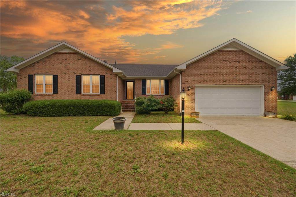 308 Meadow Cir - Photo 1