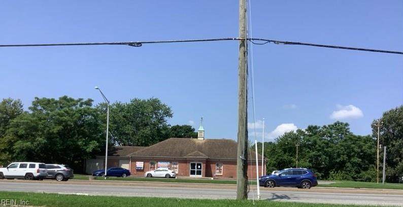1025 Newtown Rd - Photo 1