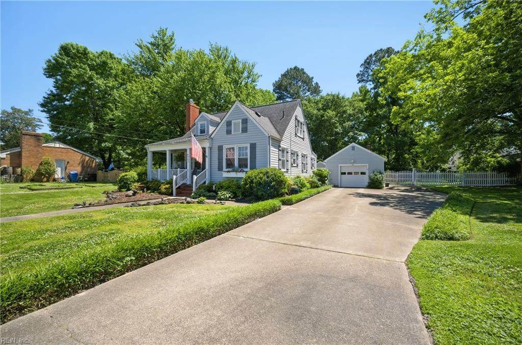 4063 Maple Dr - Photo 1