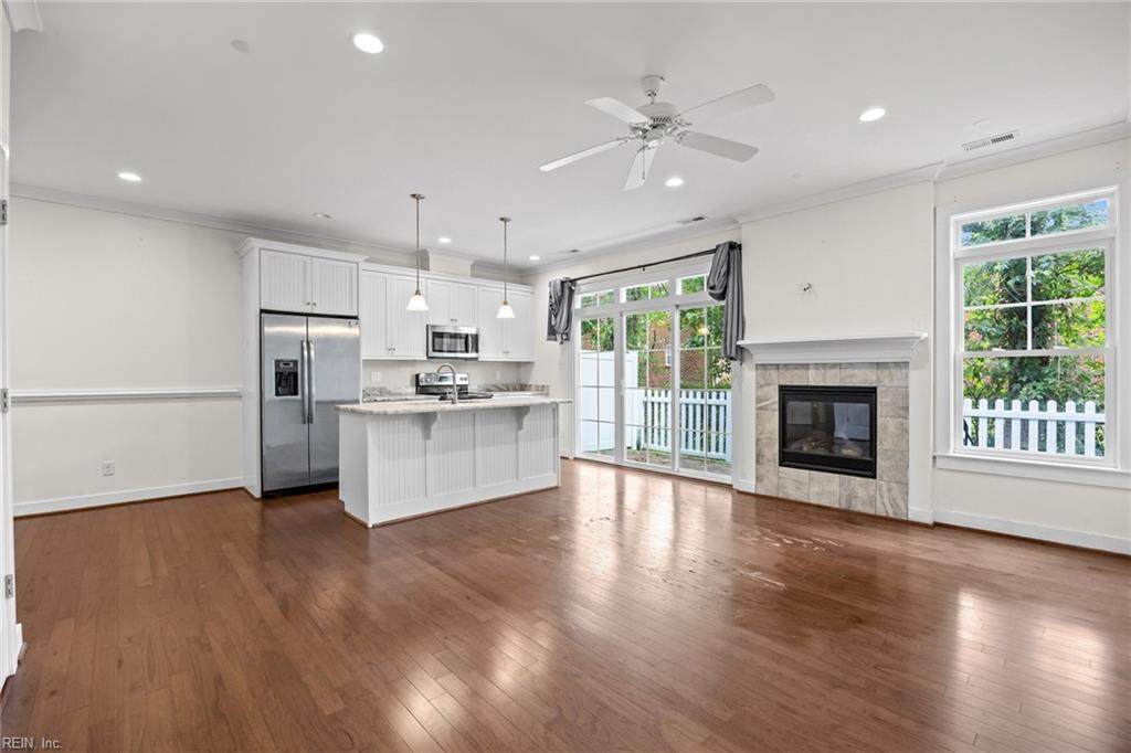 6 Village Park Ln - Photo 1