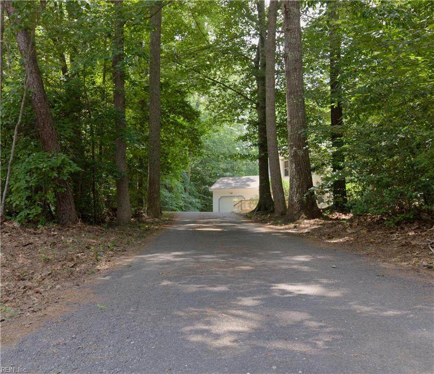 8153 Meandering Ln - Photo 1