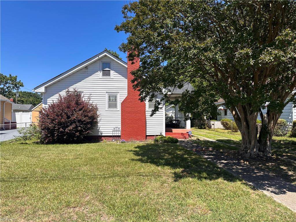 376 Sampson Ave - Photo 1
