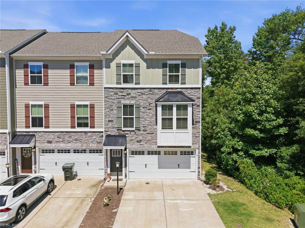 1008 Stern Way - Photo 1