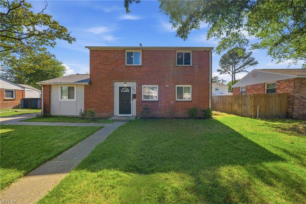 2025 Nickerson Blvd - Photo 1