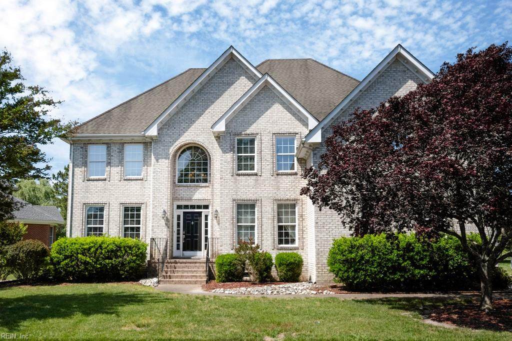1332 Club House Dr - Photo 1