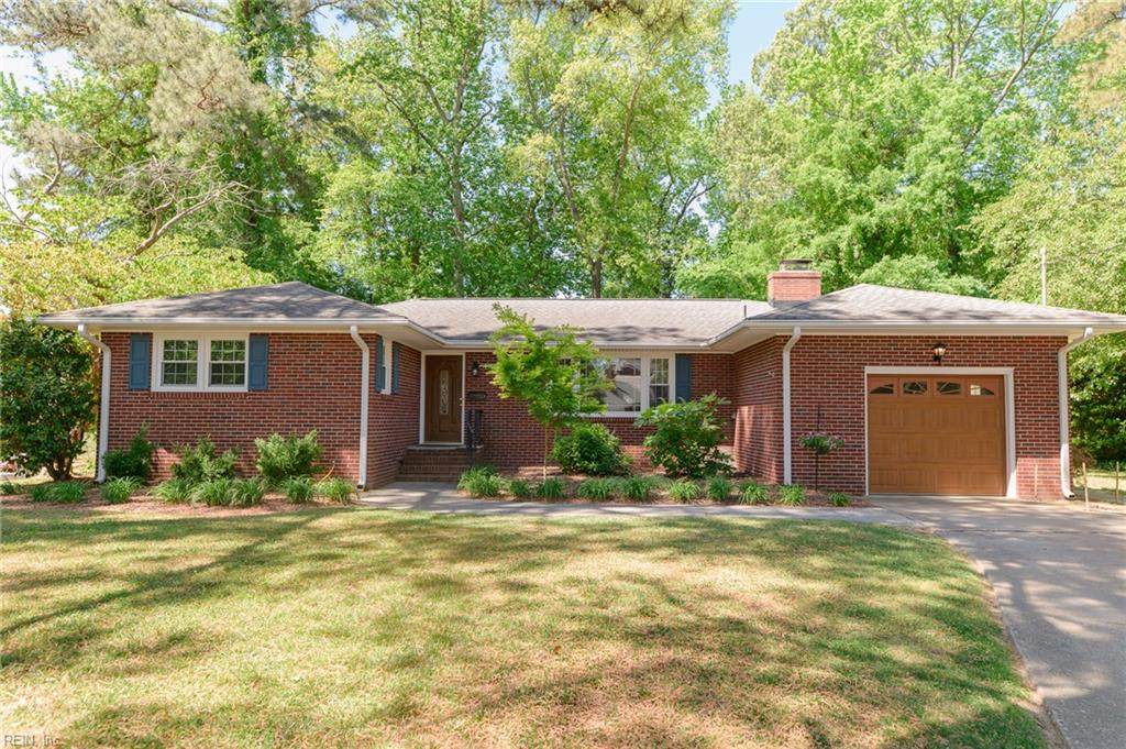 10 Lucerne Cir - Photo 1