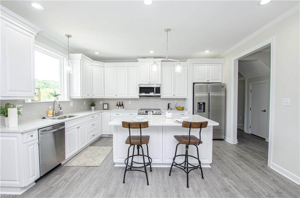 413 Octavia Dr - Photo 1