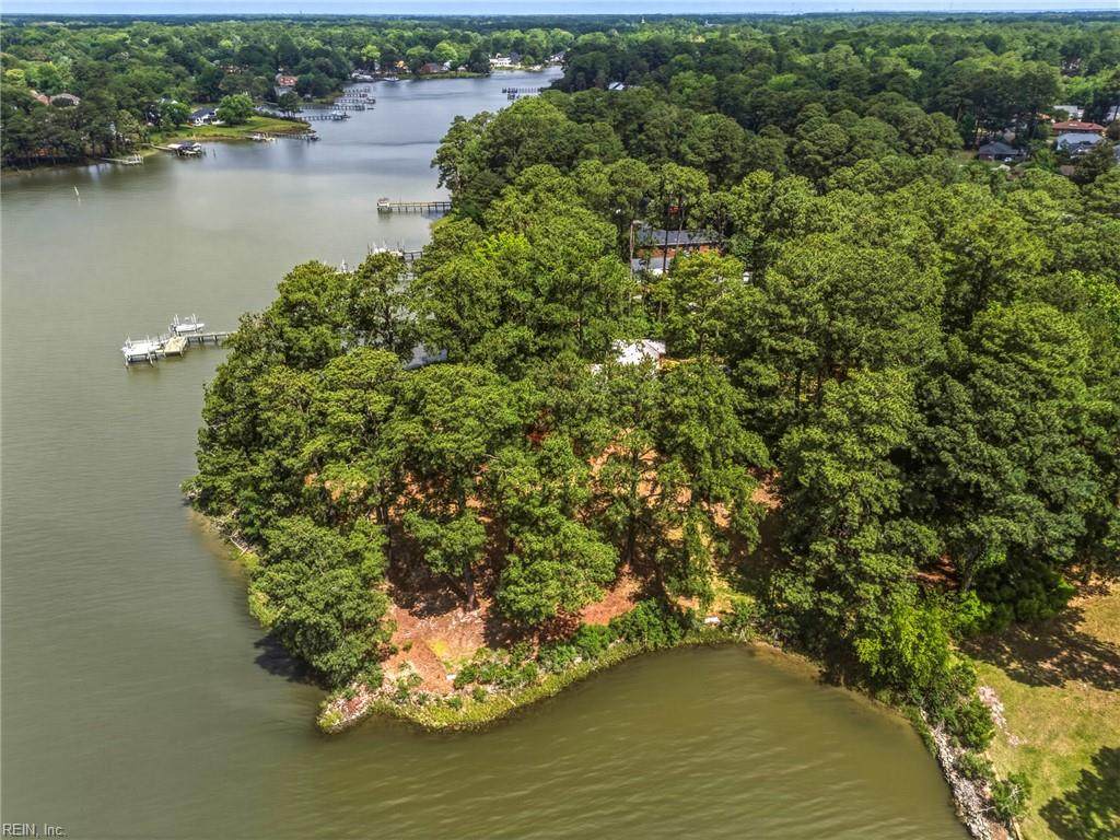 2736 Sterling Point Dr - Photo 1