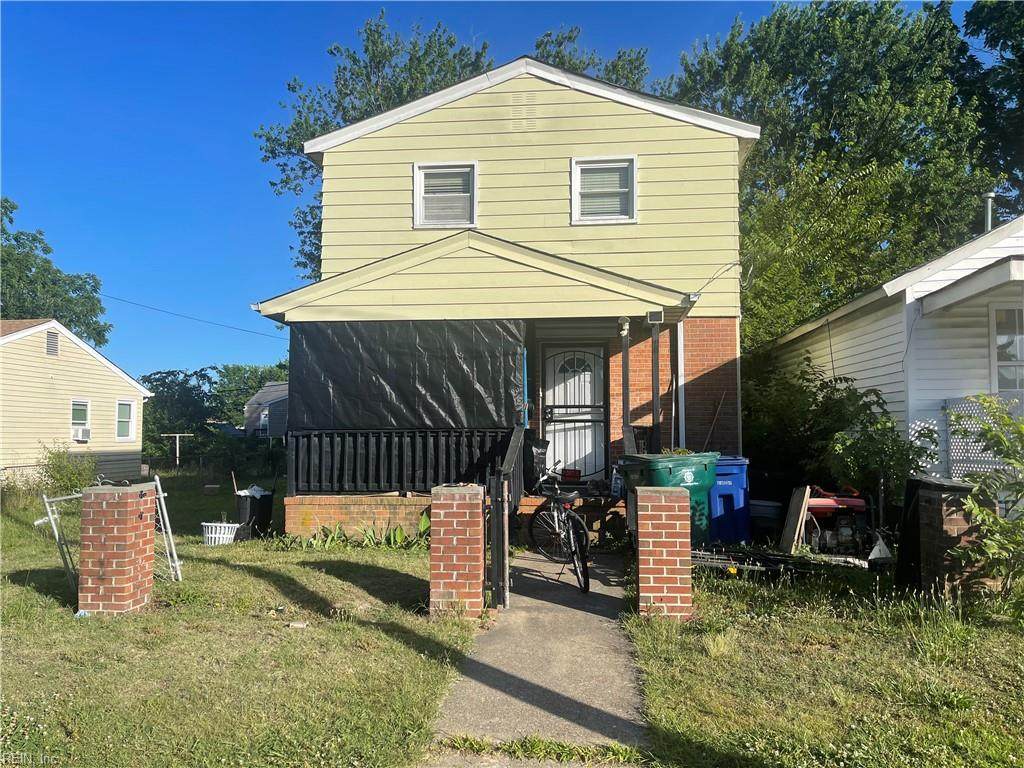 1126 37th St - Photo 1