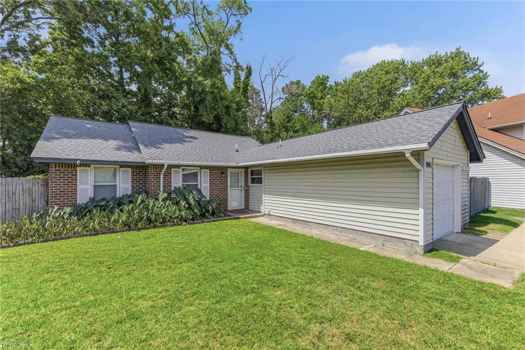 1061 Tall Oak Dr - Photo 1
