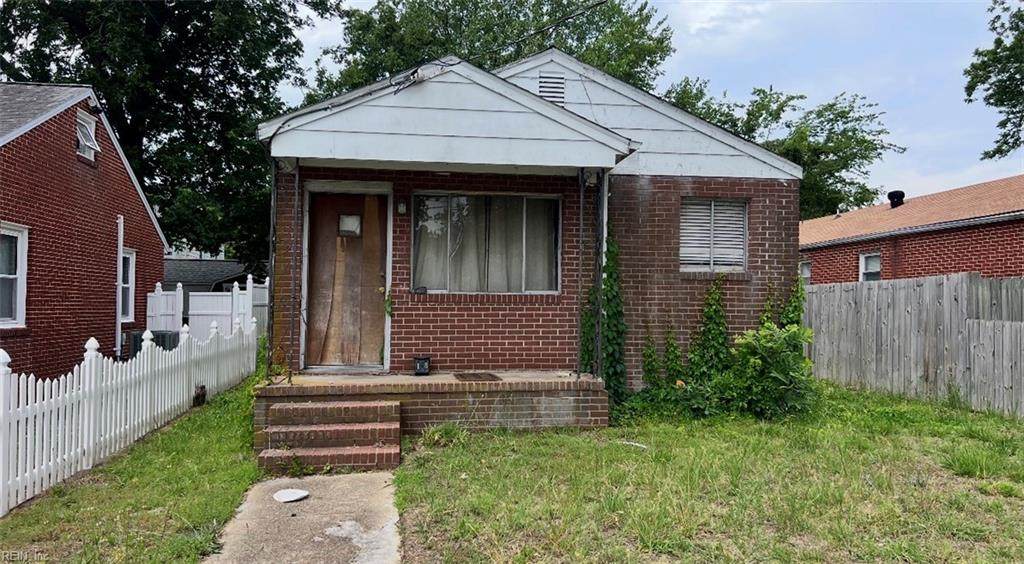18 Kelly Ave - Photo 1