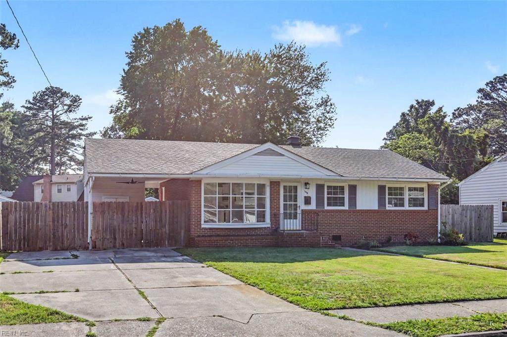 129 Lynnhaven Dr - Photo 1