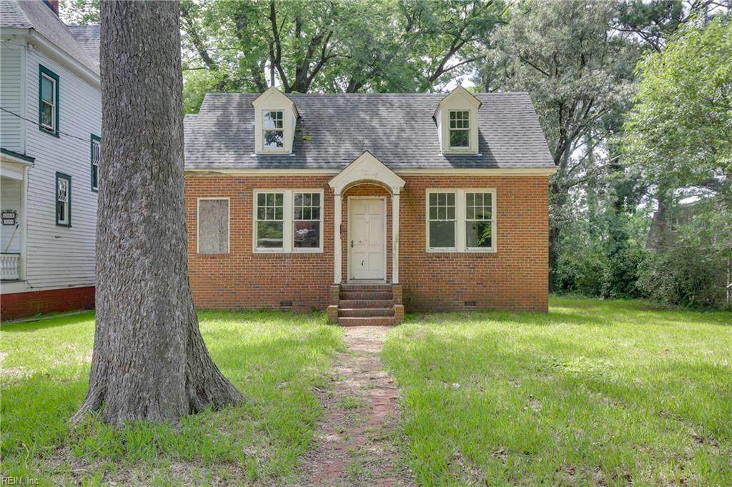 450 Douglas Ave - Photo 1