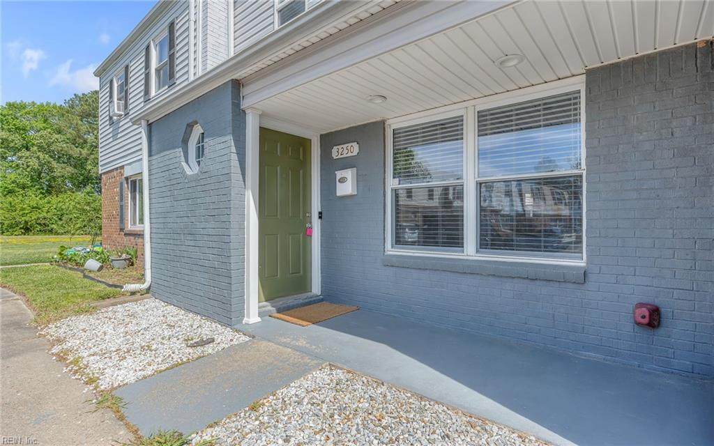 3250 Saxon Pl - Photo 1