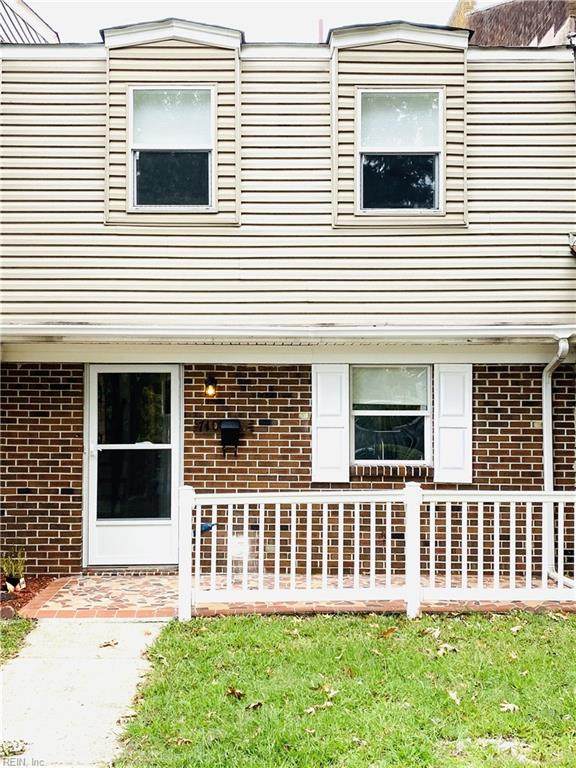 710 White Hall Ln - Photo 1