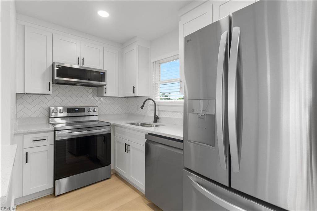 9600 2nd Bay St - Photo 1