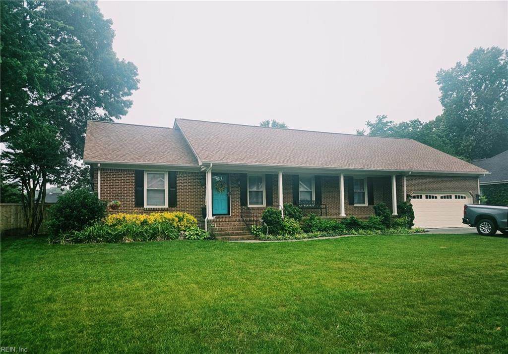 2113 Commodore Ct - Photo 1
