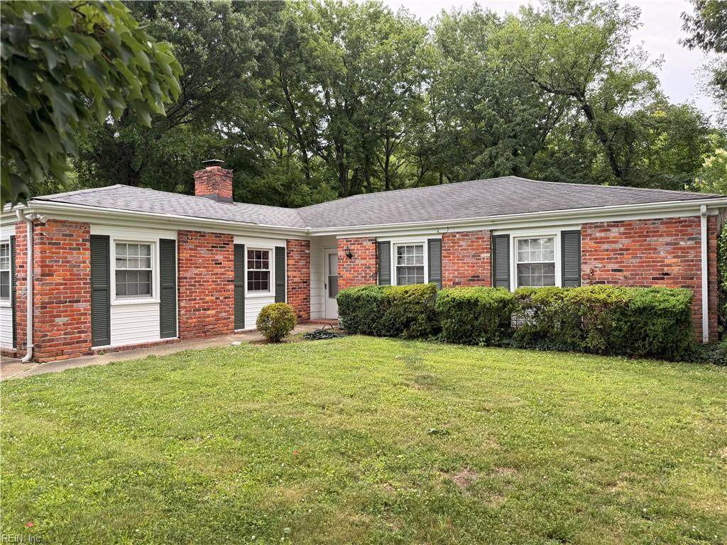 804 Duke Of Suffolk Dr - Photo 1