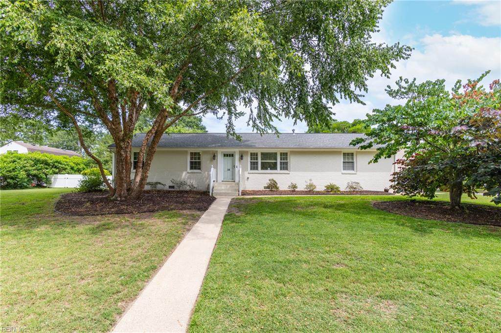 114 Bobby Jones Dr - Photo 1