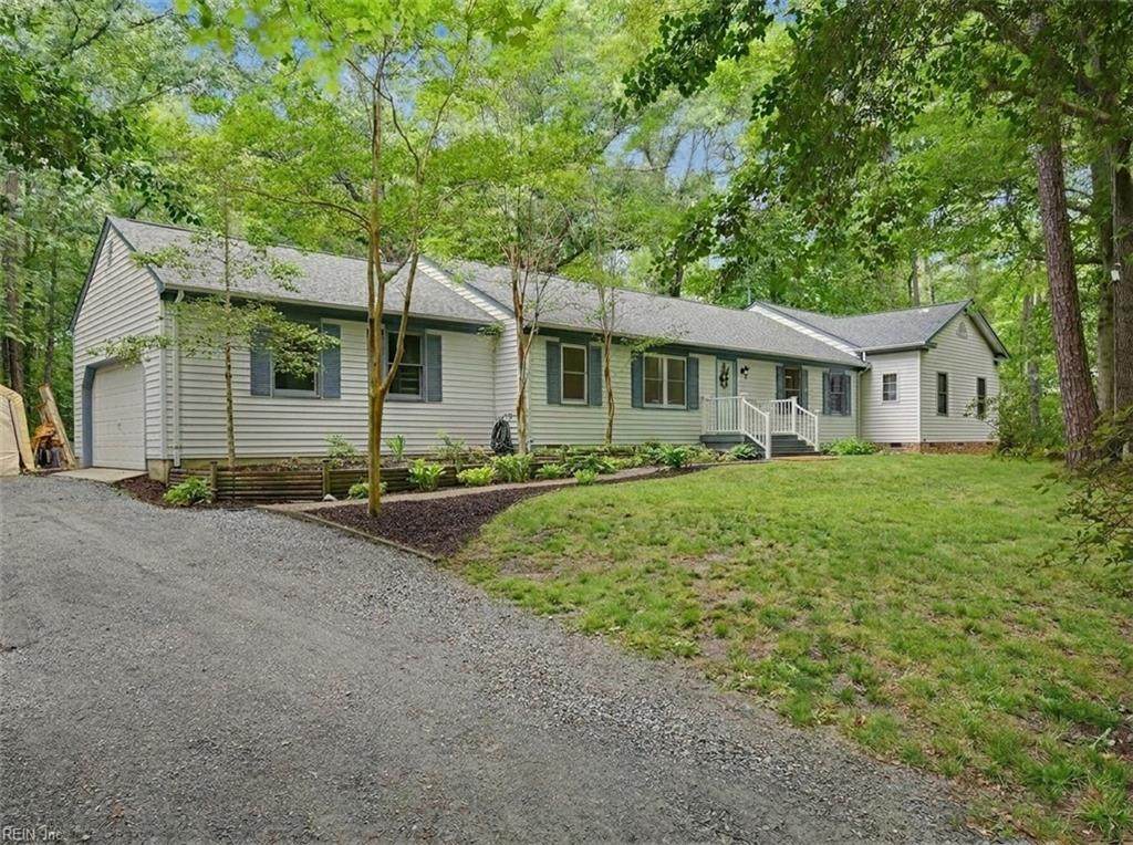 8172 Manor Dr - Photo 1