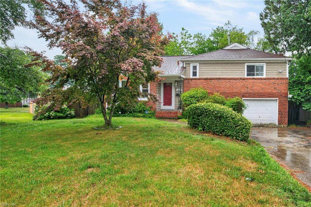 652 Aragona Blvd - Photo 1