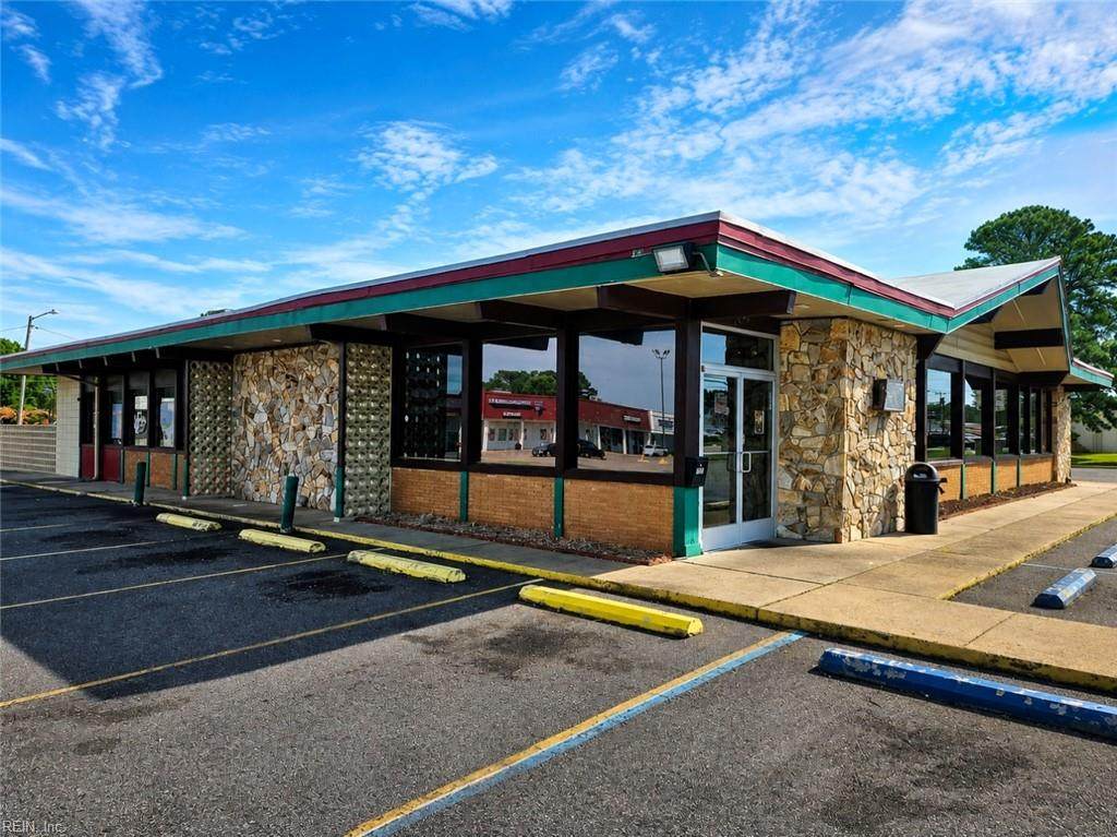 2900 Airline Blvd - Photo 1