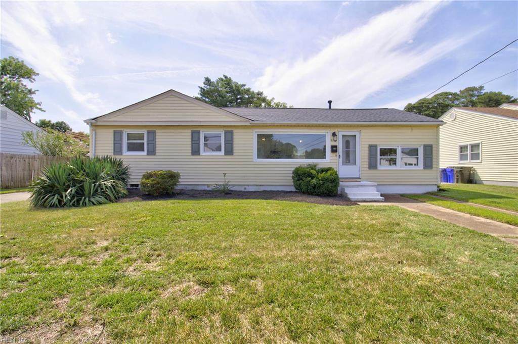 8133 Baywood Dr - Photo 1