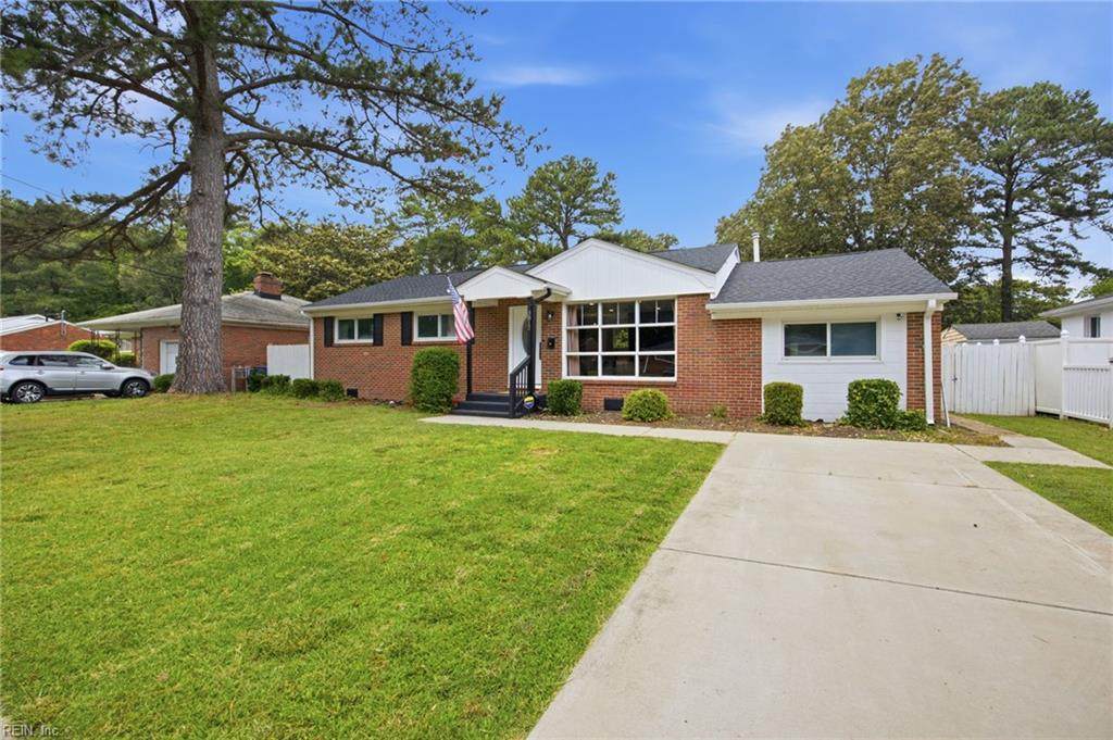 3812 Ingleside Dr - Photo 1