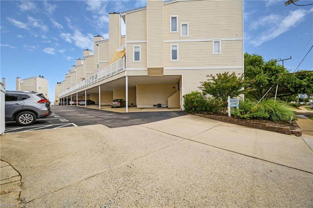 2328 Bays Edge Ave - Photo 1