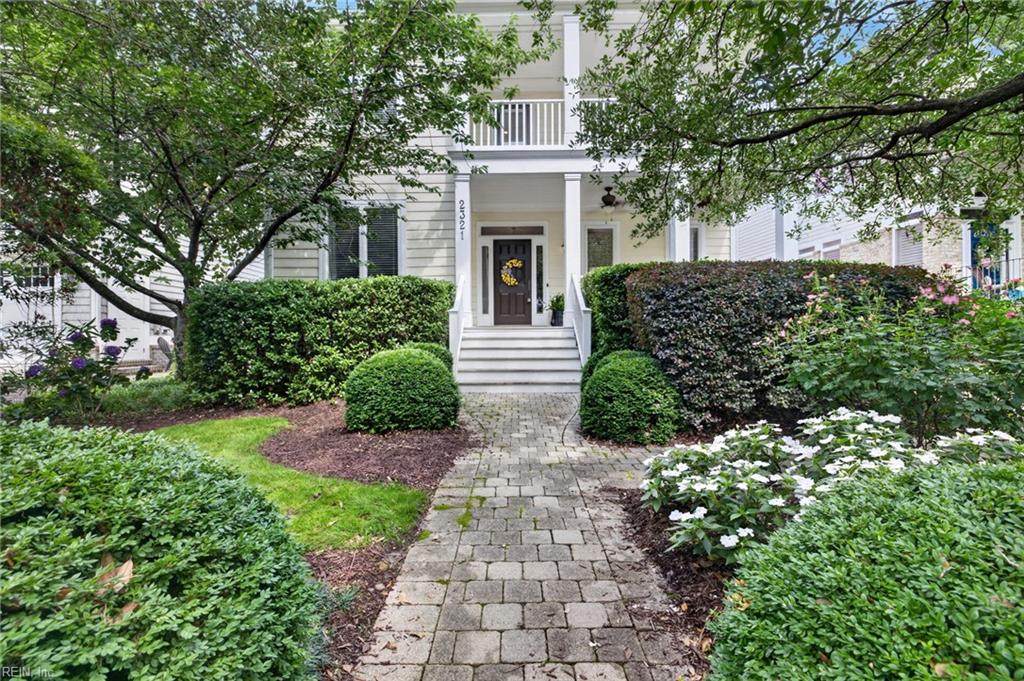 2321 Raleigh Ave - Photo 1