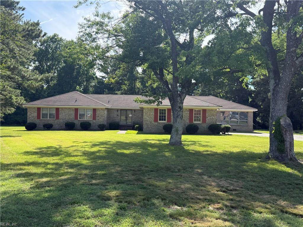804 Seminole Dr - Photo 1