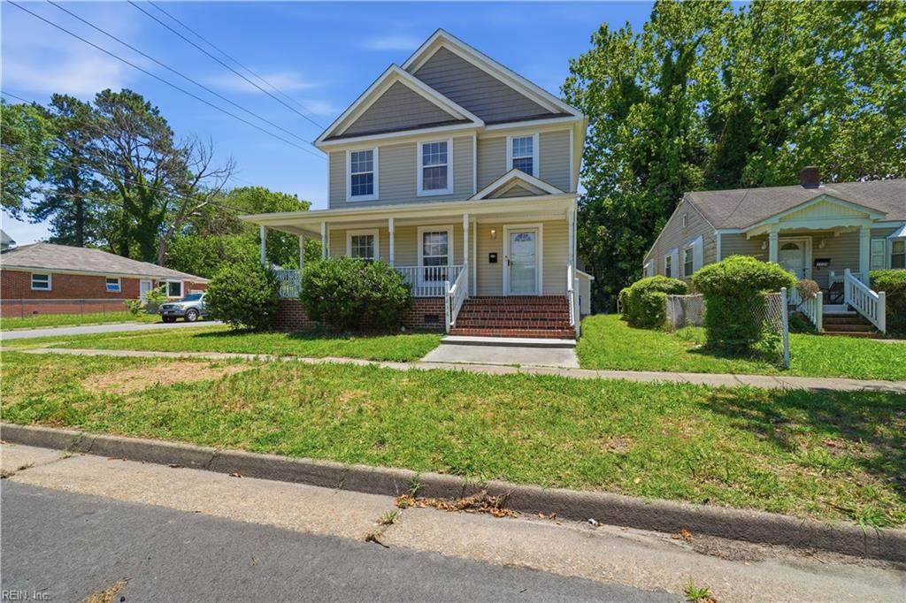 2236 Maltby Ave - Photo 1