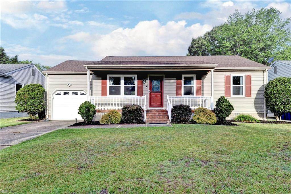 223 Louise Dr - Photo 1