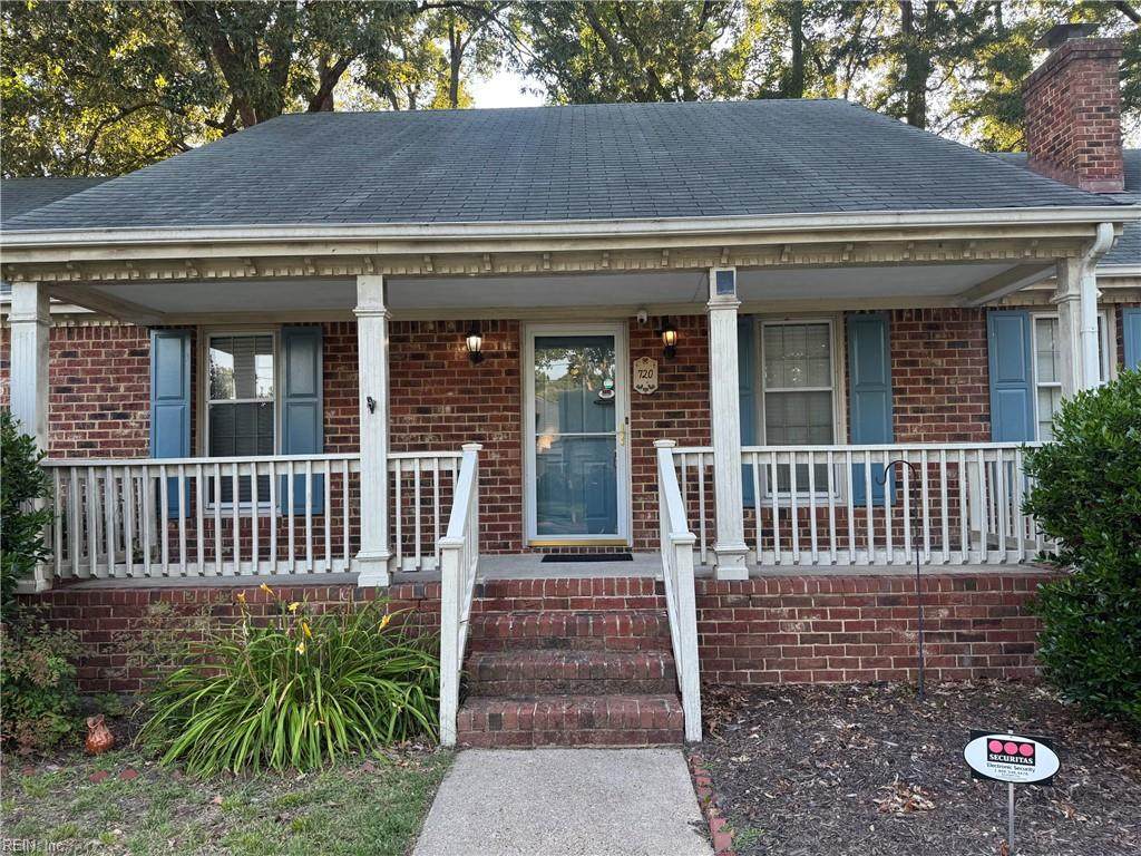 720 Baywood Trl - Photo 1