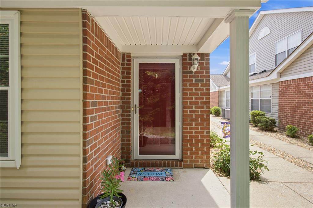 713 Oak Mill Ln - Photo 1