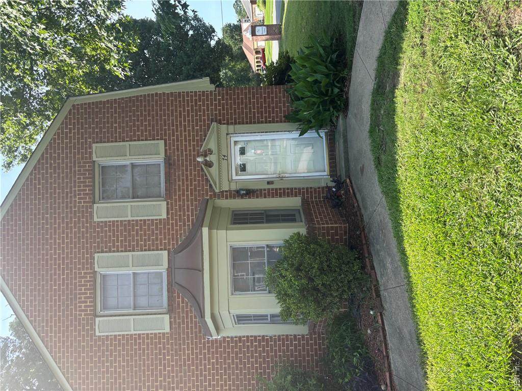 74 Colonial Way - Photo 1