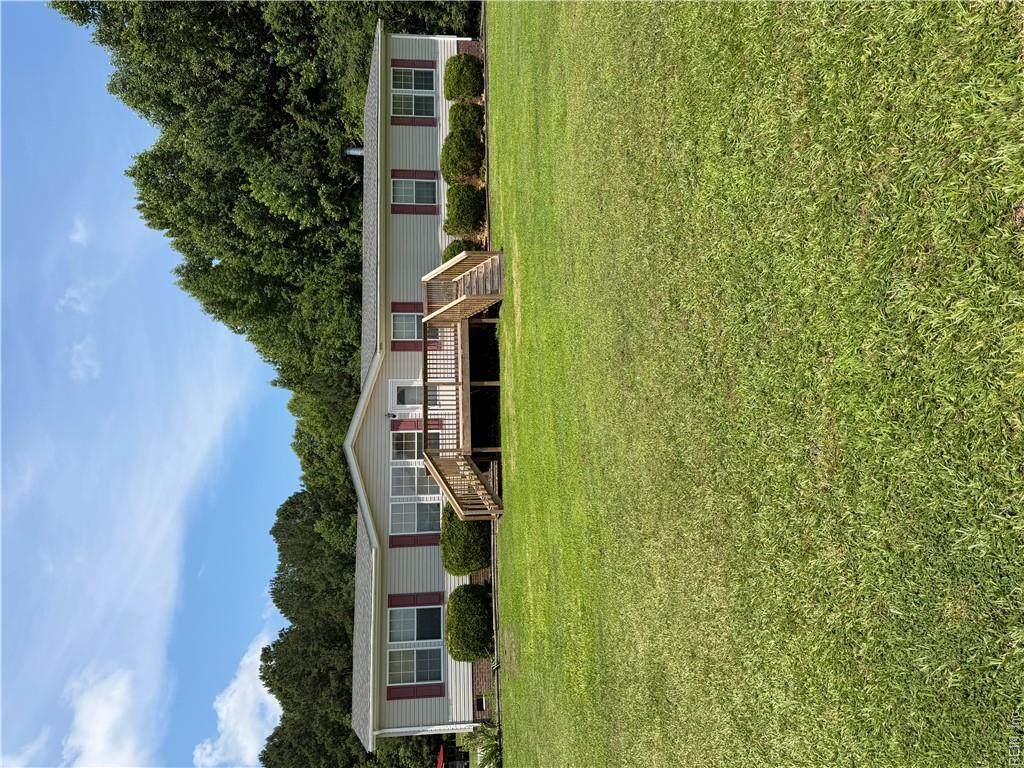 19 Wiggins Ln - Photo 1