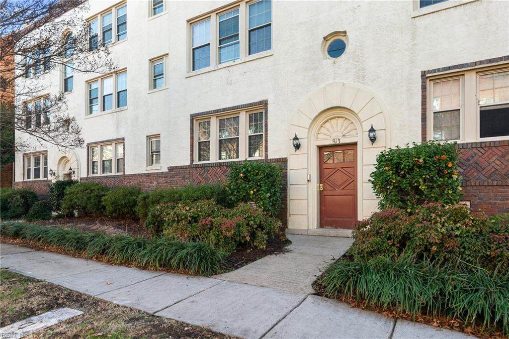 913 Spotswood Ave - Photo 1