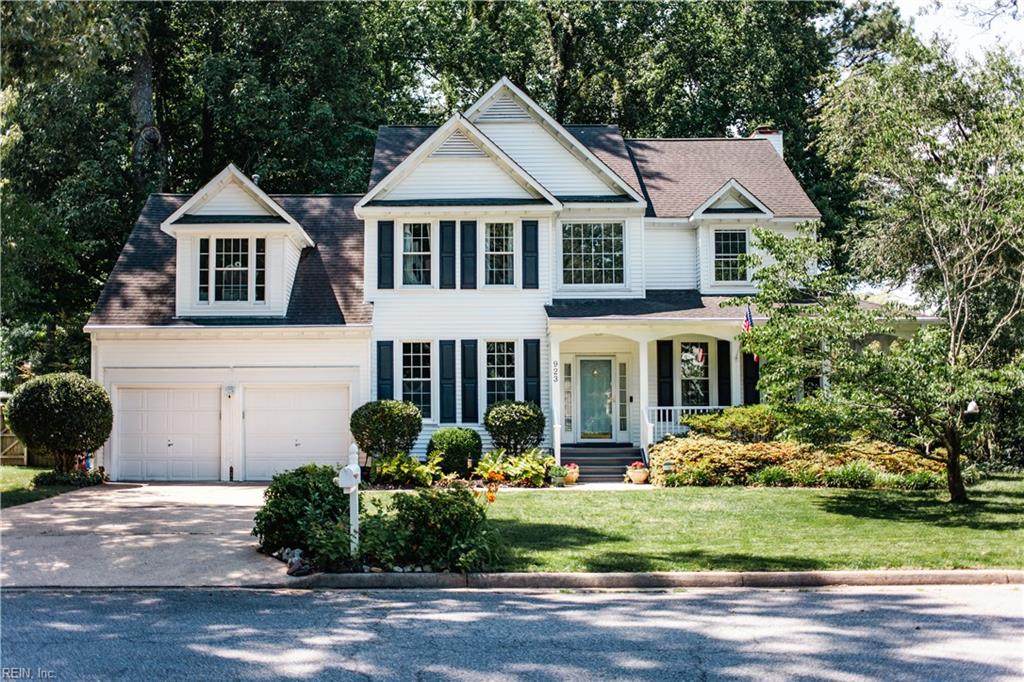 923 Blackthorne Dr - Photo 1