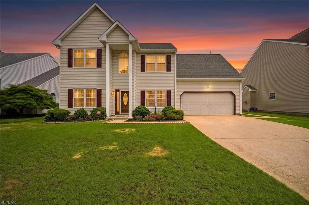 831 Holbrook Dr - Photo 1