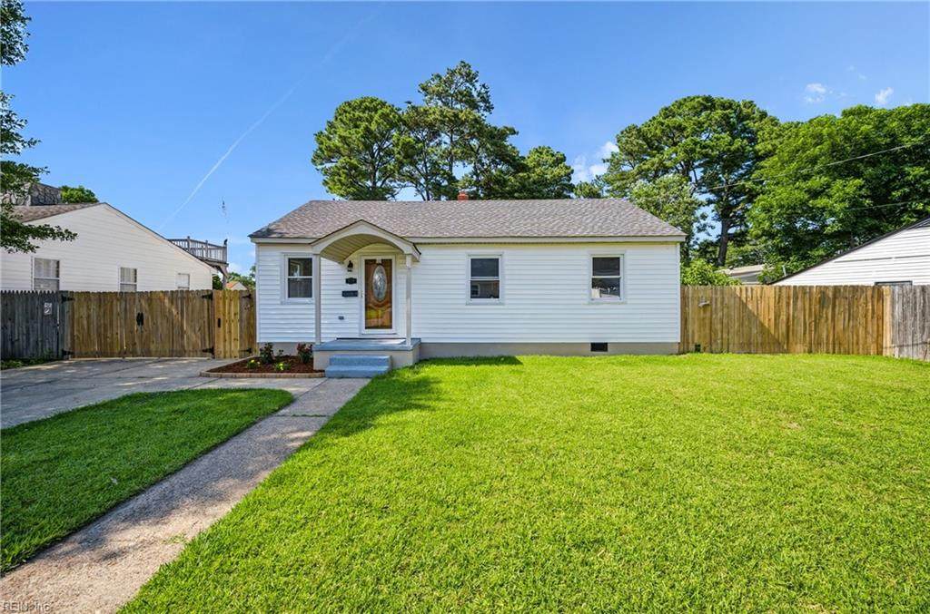 218 Castlewood Rd - Photo 1
