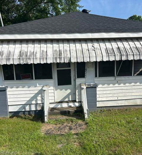 903 Washington St - Photo 1