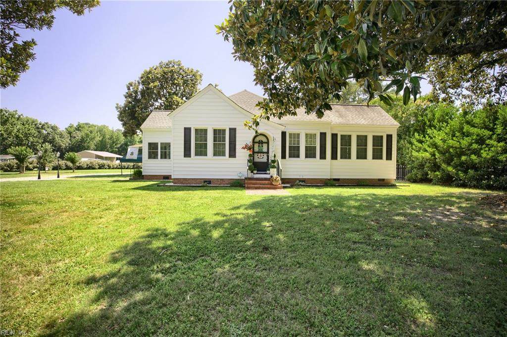 2750 New Point Comfort Hwy - Photo 1