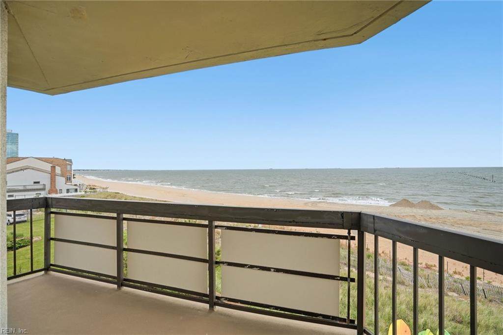 2830 Shore Dr - Photo 1