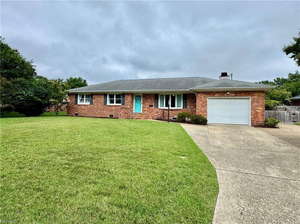 4652 Miles Standish Rd - Photo 1